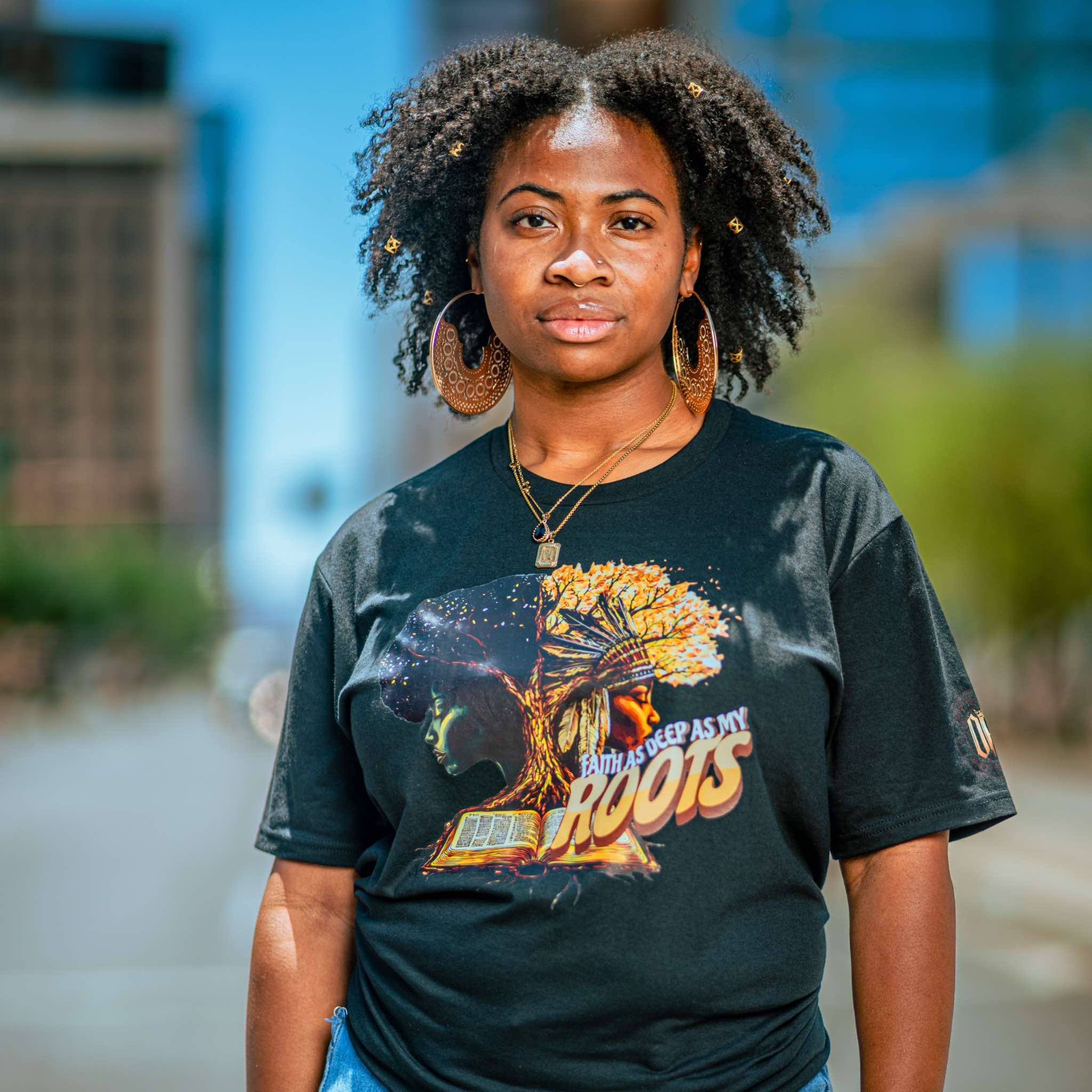 DEEP ROOTED FAITH TEE - Image 5